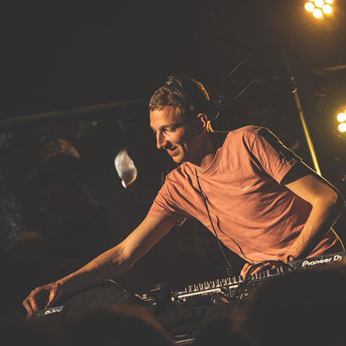 DJ voor horeca bar discotheek Achterhoek