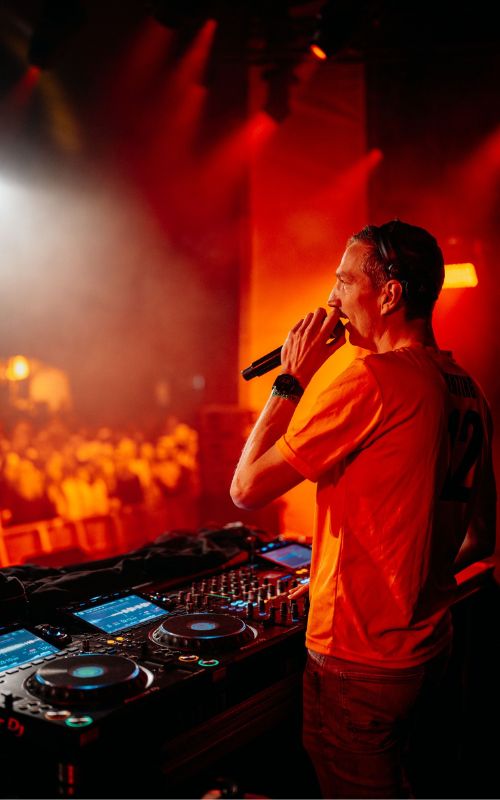 DJ DouBBle B Allround DJ uit de Achterhoek Gelderland