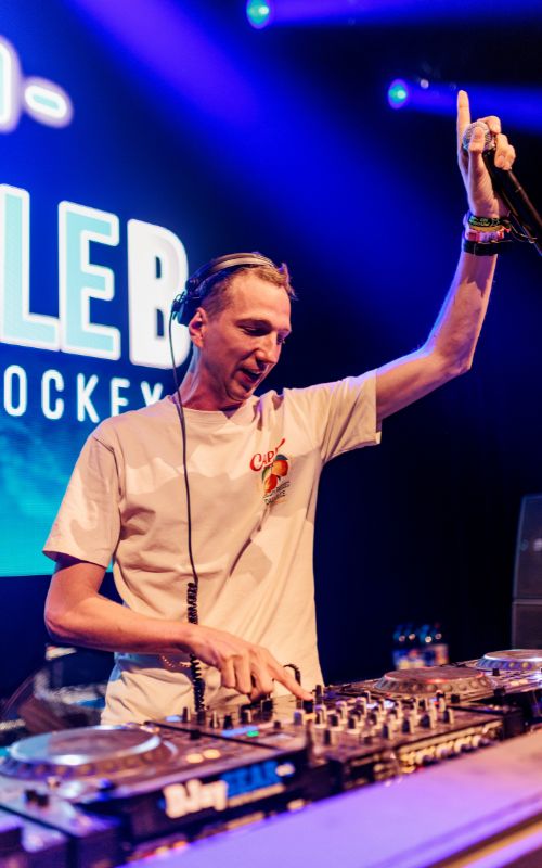 DJ DouBBle B Allround DJ uit de Achterhoek Gelderland